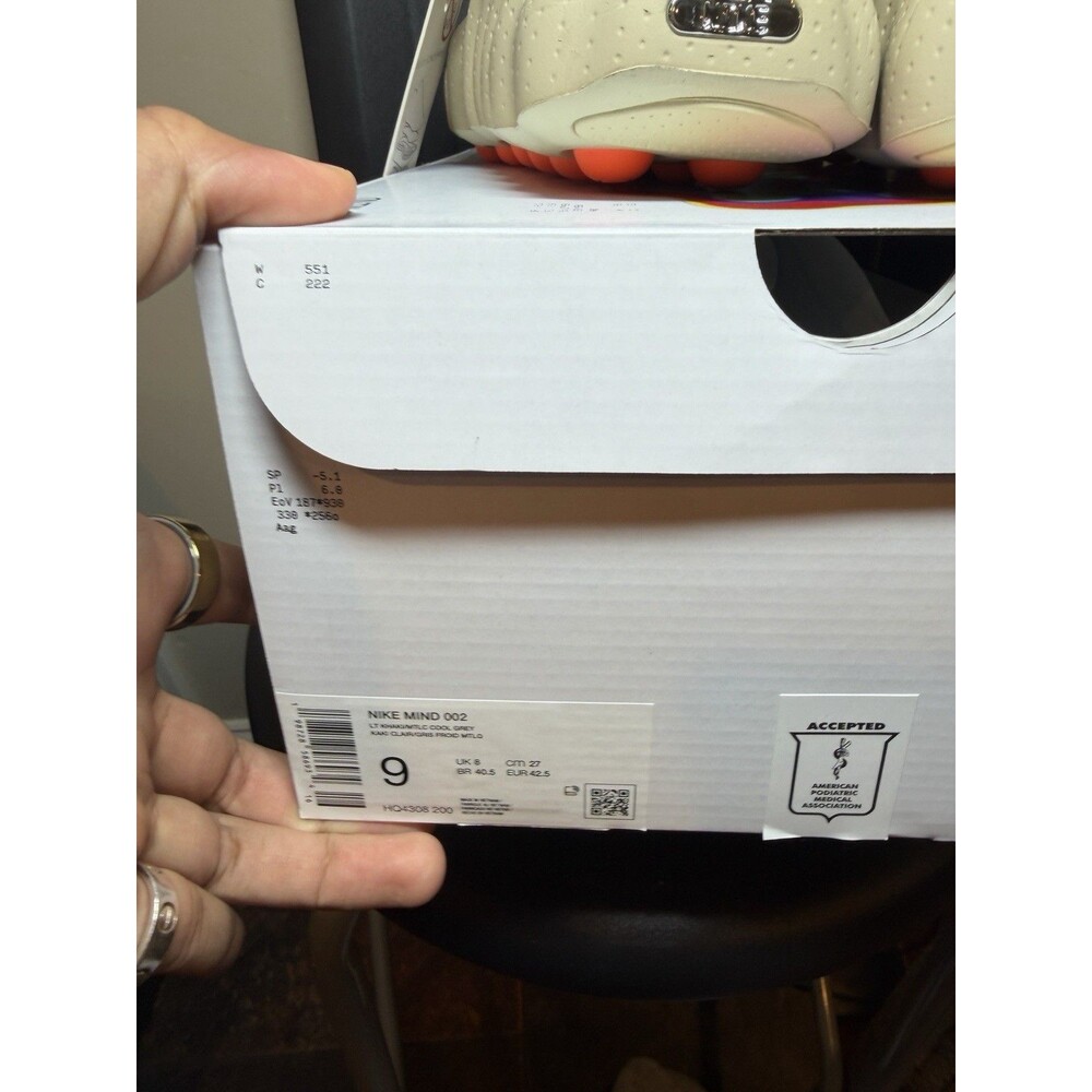 Nike Mind 002 Light Khaki Hyper Crimson Men’s Size 9 Sneakers HQ4308-200 New - Picture 7 of 16